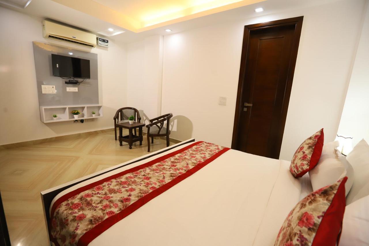 Hotel Nature View Green Park Metro Couple Friendly New Delhi Buitenkant foto