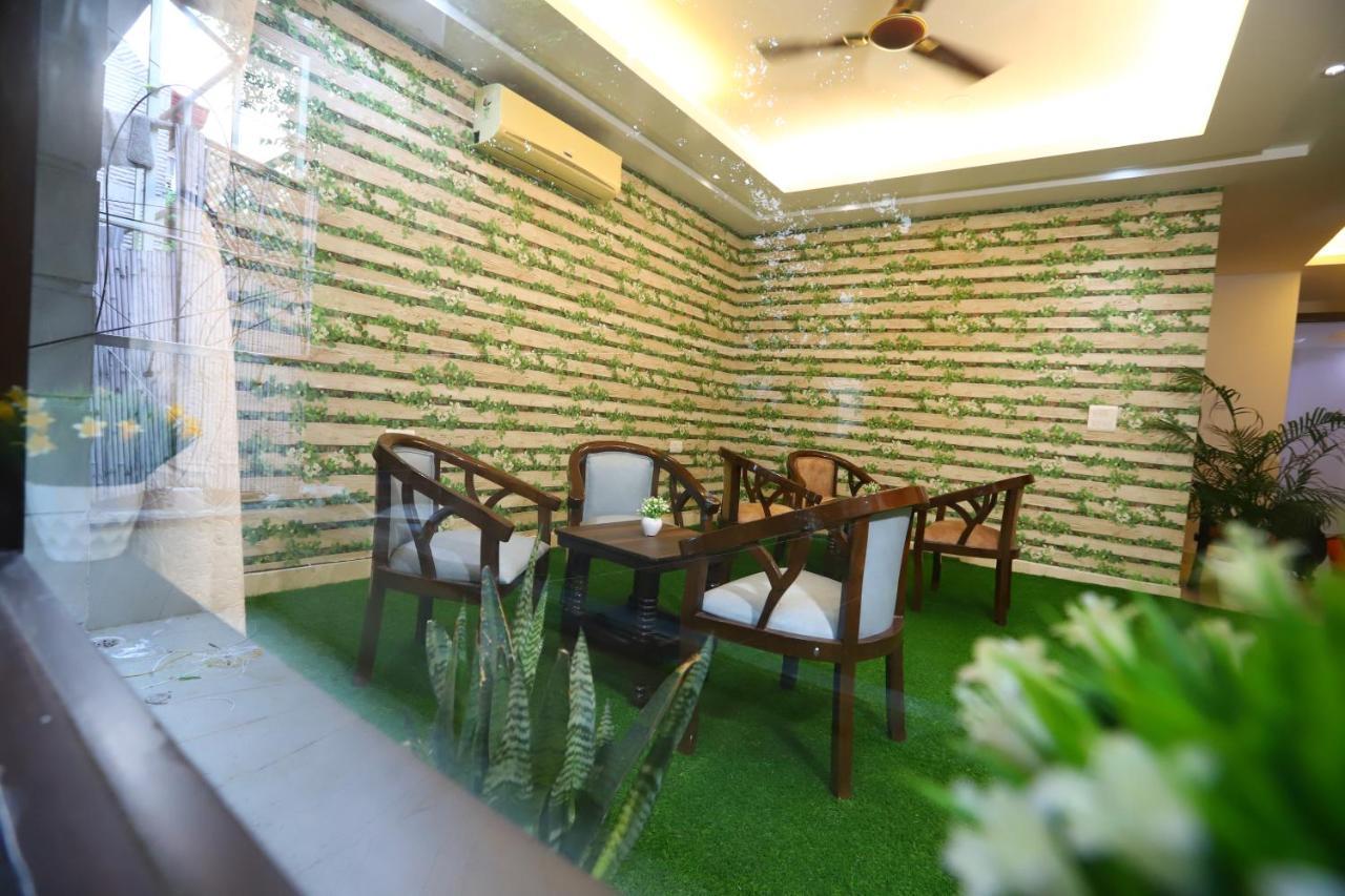 Hotel Nature View Green Park Metro Couple Friendly New Delhi Buitenkant foto