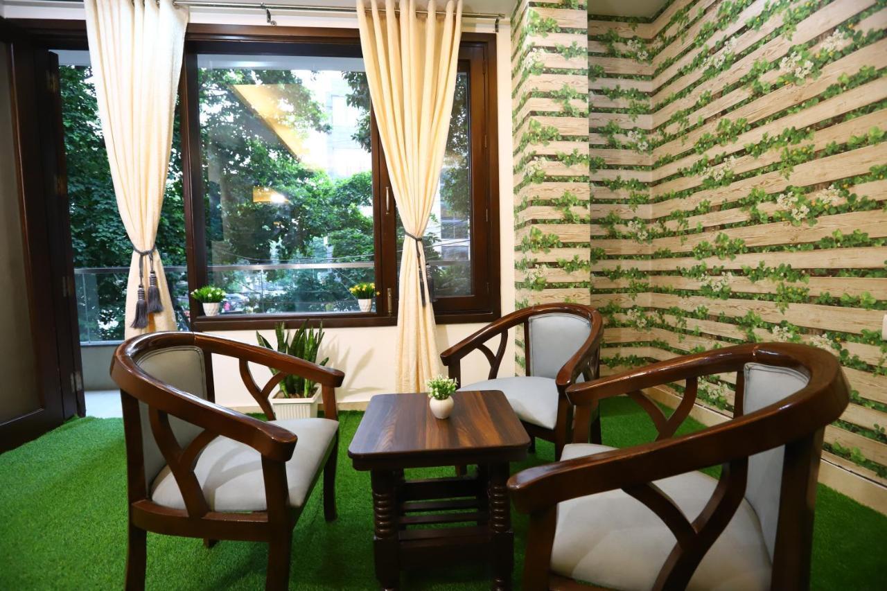 Hotel Nature View Green Park Metro Couple Friendly New Delhi Buitenkant foto