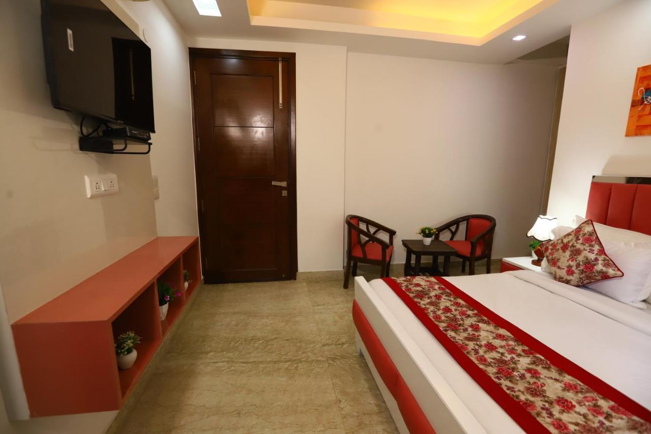 Hotel Nature View Green Park Metro Couple Friendly New Delhi Buitenkant foto
