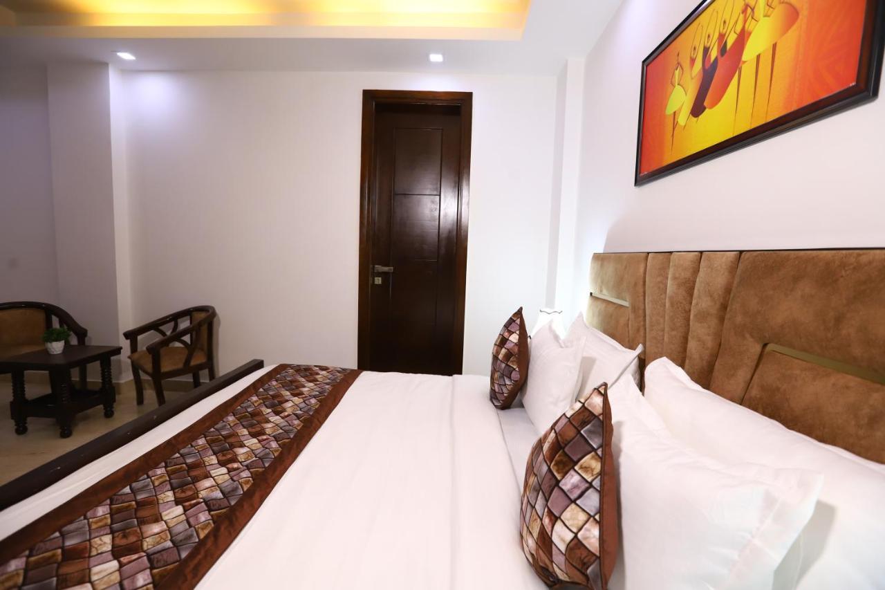 Hotel Nature View Green Park Metro Couple Friendly New Delhi Buitenkant foto